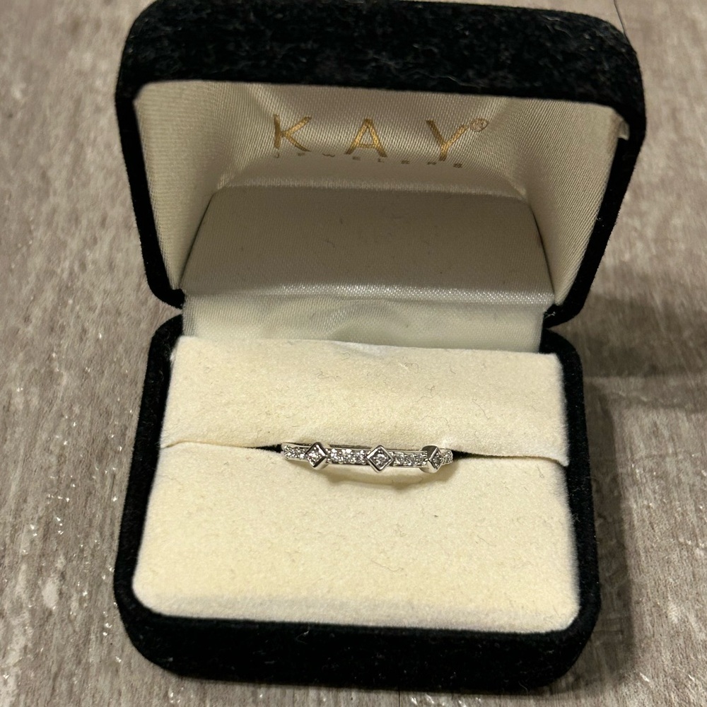 Diamond Fancy Milgrain Ring